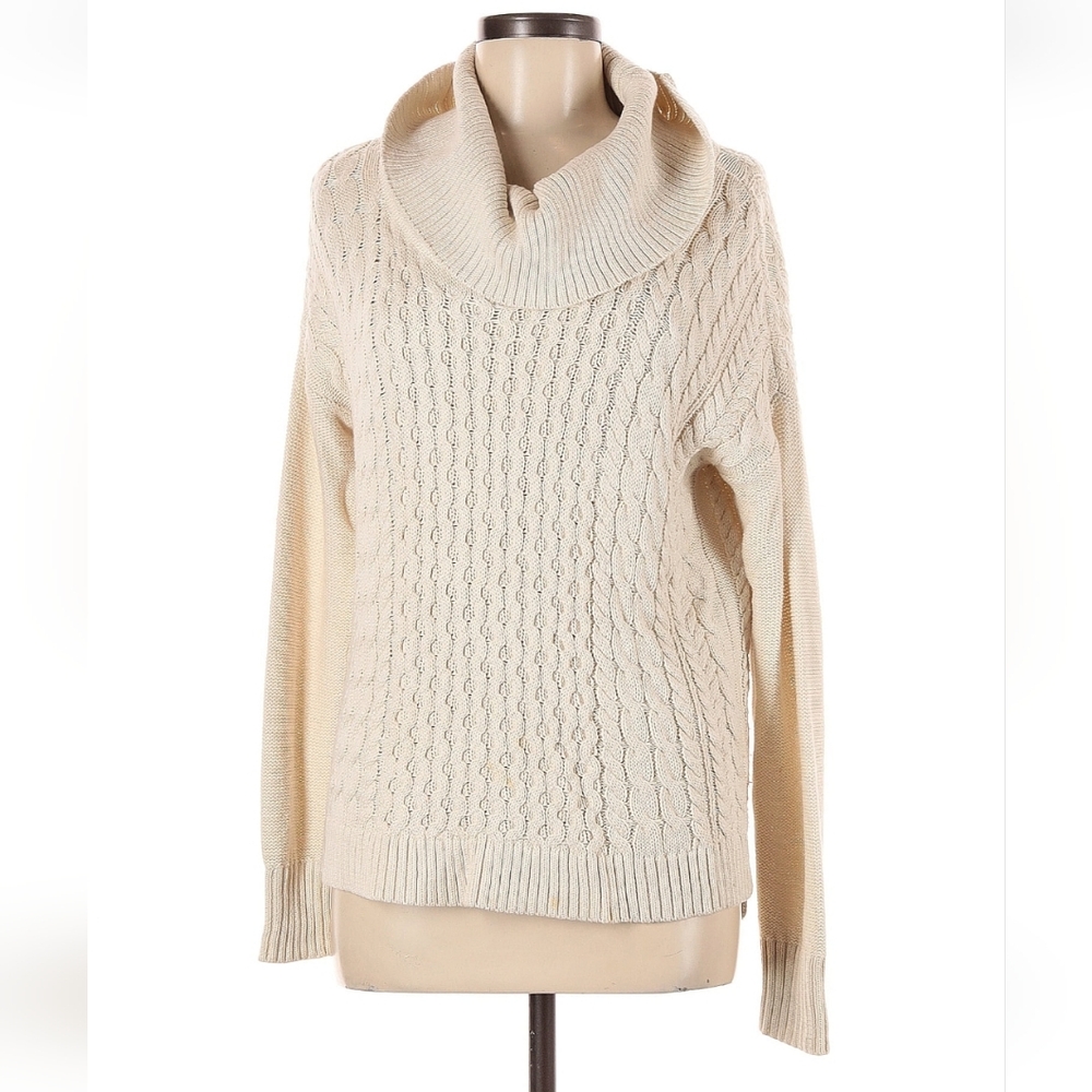 American Eagle Outfitters Cream Cable Knit Sweater